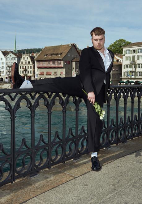 Vetements s’invite dans les rues de Zurich pour l’été 2018 vetements-collection-printemps-ete-2018-shooting-zurich-demna-gvasalia-folkr-43