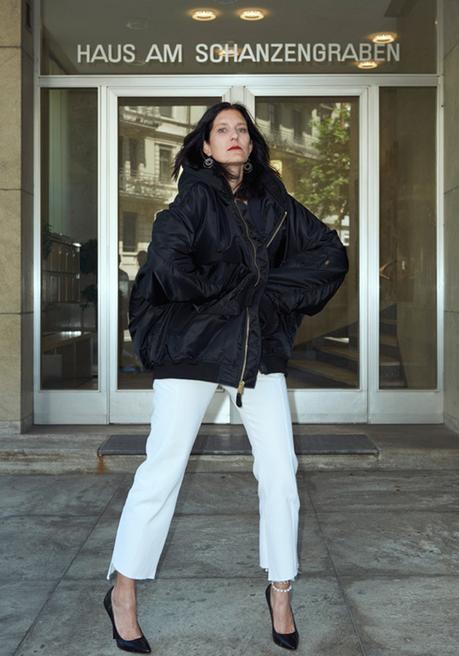 Vetements s’invite dans les rues de Zurich pour l’été 2018 vetements-collection-printemps-ete-2018-shooting-zurich-demna-gvasalia-folkr-44