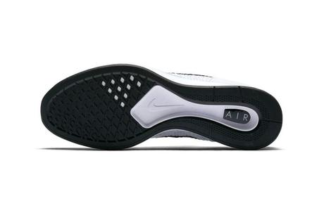 Nike Zoom Mariah Flyknit Racer Black White Nike Zoom Mariah Flyknit Racer Black White