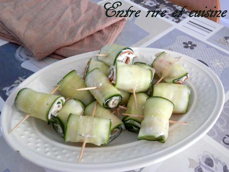 Roulés de concombre à la dinde...un amuse-bouche bien frais! Roulés de concombre à la dinde...un amuse-bouche bien frais!