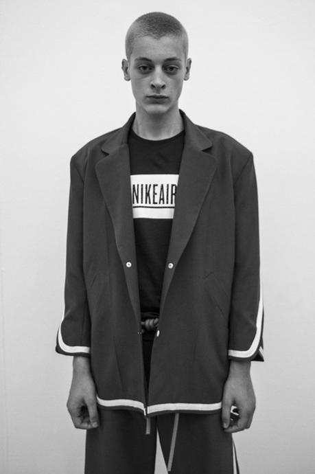 Le terrain de basket de la rue Duperré s’offre un relooking backstage-defile-pigalle-paris-stephane-ashpool-nikelab-nike-printemps-ete-2018-mehdi-mendas-folkr-06