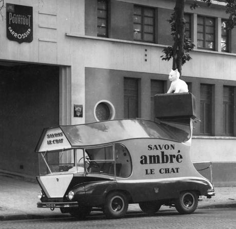 Caravane d'hier… véhicules réalisés par la carrosserie Pourtout (92500) dans les années 1960