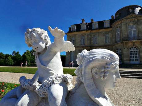 Le château de Champs sur Marne Château Champs sur Marne Ile de France Seine et Marne CMN Centre des Monuments Nationaux 18e siècle monument historique