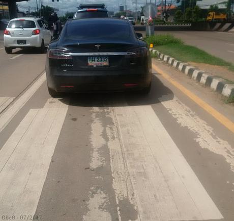 Photo of the day: Tesla S90D, from Palo Alto to Udon-Thani on Issan