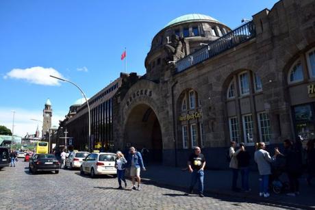 Hambourg, un vaisseau amiral sur l’Elbe Hambourg, un vaisseau amiral sur l’Elbe