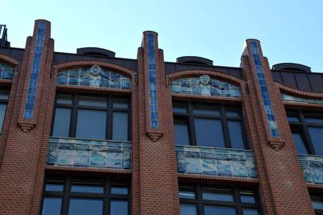 Hambourg, un vaisseau amiral sur l’Elbe Hambourg, un vaisseau amiral sur l’Elbe
