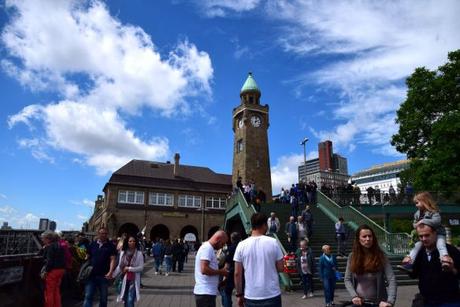 Hambourg, un vaisseau amiral sur l’Elbe Hambourg, un vaisseau amiral sur l’Elbe