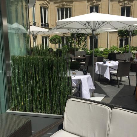 LE FOUQUET’S, ENTRE LÉGENDE ET RENOUVEAU. VISITE PRIVÉE