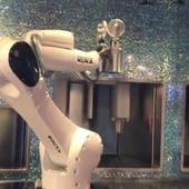 Vegas welcomes bar staffed by robots