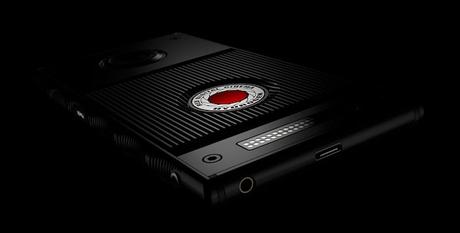 RED Hydrogen One : un smartphone holographique à 1195 $ RED Hydrogen One Smartphone - RED Hydrogen One : un smartphone holographique à 1195 $
