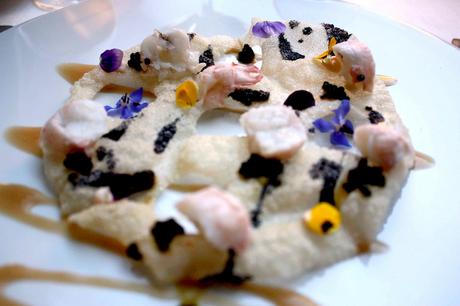Langoustines, caviar, brick © Gourmets&Co