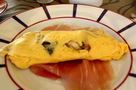L'omelette aux cèpes et jambon au matin © Gourmets&Co. - copie