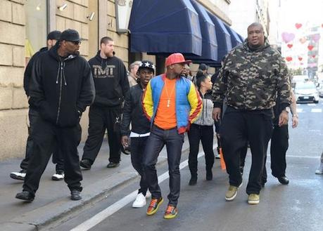 Ces sportifs qui se déplacent avec un ou plusieurs gardes du corps Ces sportifs qui se déplacent avec un ou plusieurs gardes du corps