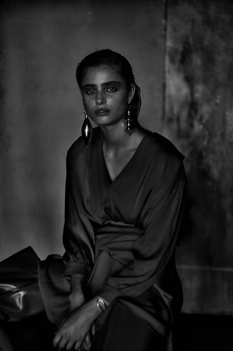 Taylor Hill par Drew Jarrett Taylor-Hill-Russh-Magazine-August-September-2017-shooting-folkr-12
