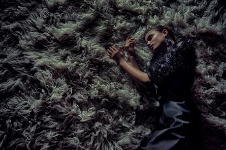 Taylor Hill par Drew Jarrett Taylor-Hill-Russh-Magazine-August-September-2017-shooting-folkr-5