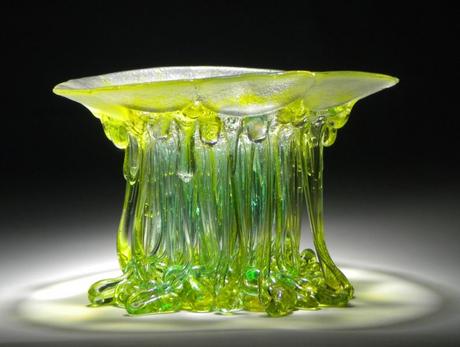 Tables en verre méduses de Daniela Forti