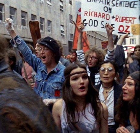 Il y a 46 ans : John et Yoko contestataires #otd #johnlennon #YokoOno