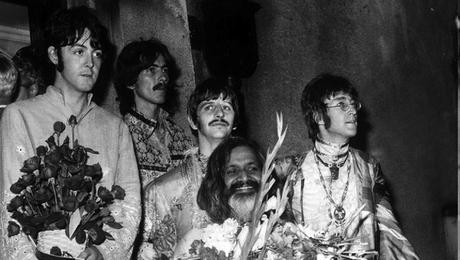Il y a 50 ans : une rencontre importante pour les Beatles #beatles #MaharishiMaheshYogi