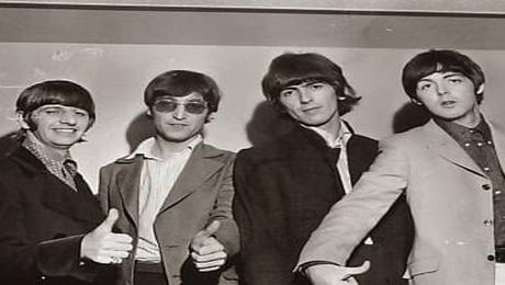 Il y a 51 ans : les Beatles en cocnert à Seattle #Beatles #OTD #ONTHISDAY #Seattle #janeasher