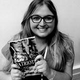 Le cri du coeur de Amheliie Photo de profil de Amheliie Amhe Auteur, L’image contient peut-être : 1 personne, sourit, lunettes