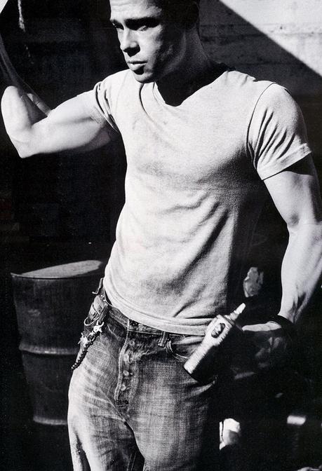 A Guide To Cool : Volume 36 – Brad Pitt a-guide-to-cool-brad-pitt-photography-folkr-30