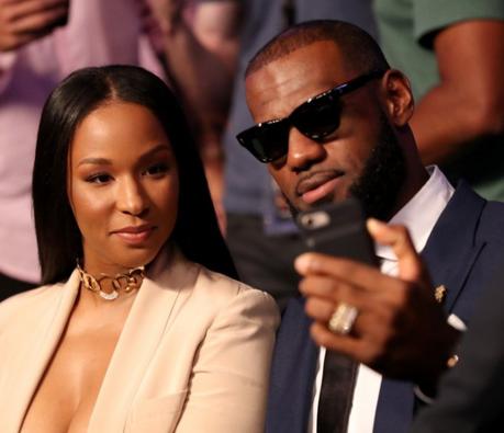 Quelles stars étaient présentes pour le combat Mayweather McGregor ? Quelles stars étaient présentes pour le combat Mayweather McGregor ?