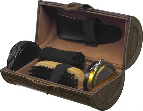 Kit cirage pour chaussure homme à 12.92€ sur Amazon Kit cirage pour chaussure homme à 12.92€ sur Amazon
