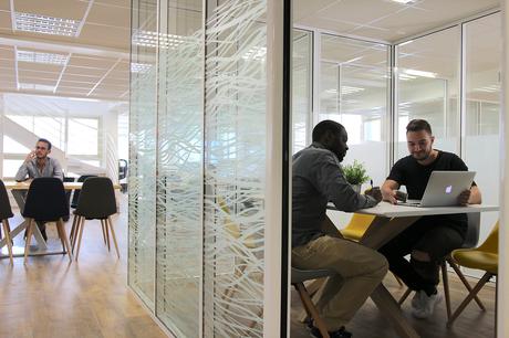 Top 8 des espaces de coworking à Paris https://static.wixstatic.com/media/a5f8a9_abff2f2ea38c4ebbacc2b424cc9e9edd~mv2_d_5184_3456_s_4_2.jpg/v1/fill/w_1222,h_814,al_c,q_85,usm_0.66_1.00_0.01/a5f8a9_abff2f2ea38c4ebbacc2b424cc9e9edd~mv2_d_5184_3456_s_4_2.jpg