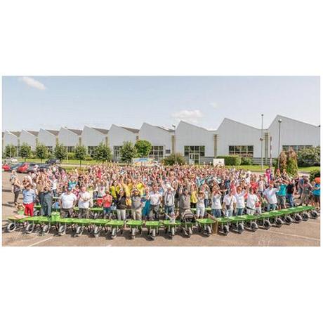 CDH GROUP : Haemmerlin, la marque de brouettes Made in France, a organisé un incroyable défilé de 150 brouettes pour son 150ème anniversaire, les samedi 19 et dimanche 20 août 2017, à Saverne (67)