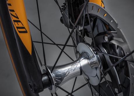 Focus sur le vélo « Specialized S-Works McLaren Roubaix » Focus sur le vélo « Specialized S-Works McLaren Roubaix »