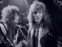Les Chansons Les Plus Populaires de 1940 à Nos Jours. Les Chansons Les Plus Populaires de 1940 à Nos Jours.