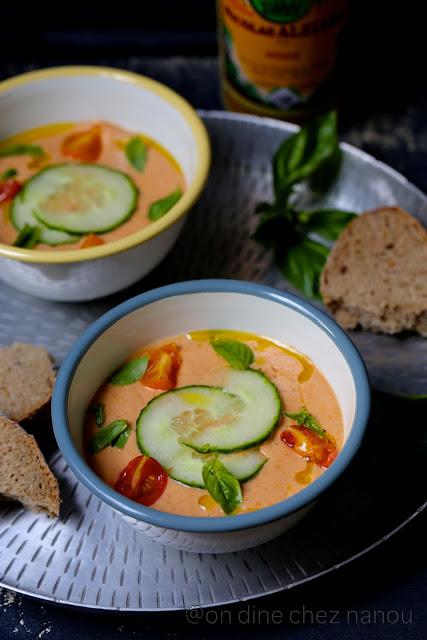 Gaspacho aux tomates et aux amandes Gaspacho aux tomates et aux amandes