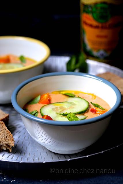 Gaspacho aux tomates et aux amandes Gaspacho aux tomates et aux amandes