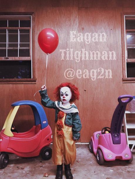 ÇA : il déguise son petit frère de 3 ans en Grippe-Sou le clown ÇA : il déguise son petit frère de 3 ans en Grippe-Sou le clown