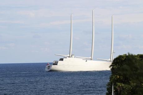 Le Sailing Yacht A continue sa route et ses tests - le plus grand yacht à voile du monde