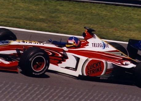 Quand les écuries de F1 affichaient des marques de tabac sur leurs monoplaces Quand les écuries de F1 affichaient des marques de tabac sur leurs monoplaces