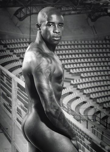 Ces non-rugbymen qui ont posé dans le calendrier des Dieux du Stade Ces non-rugbymen qui ont posé dans le calendrier des Dieux du Stade