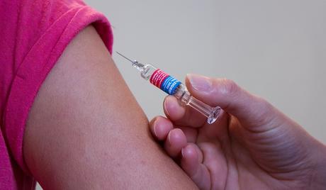 La vaccination : questionnements, mythes et réalités La vaccination : questionnements, mythes et réalités