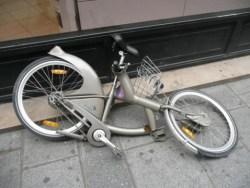Hidalgo présente sa capitale toute en métro, vélo, bobo, facho Hidalgo présente sa capitale toute en métro, vélo, bobo, facho