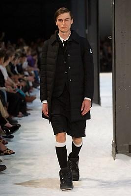 DEFILE MONCLER GAMME BLEU SS2018 DEFILE MONCLER GAMME BLEU SS2018
