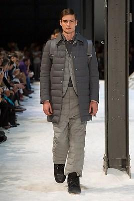 DEFILE MONCLER GAMME BLEU SS2018 DEFILE MONCLER GAMME BLEU SS2018