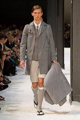 DEFILE MONCLER GAMME BLEU SS2018 DEFILE MONCLER GAMME BLEU SS2018