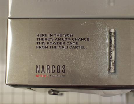 Netflix: des stickers Narcos dans des bars et des boîtes de nuit