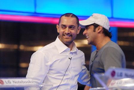 [PHOTOS] Aamir Khan et Imran jouent au jeu de Salman Khan