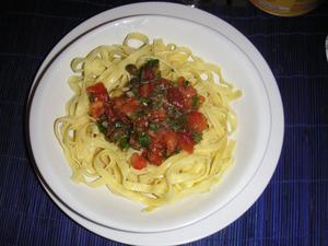 Tagliatelles tomate menthe (recettes du Panier Volant)