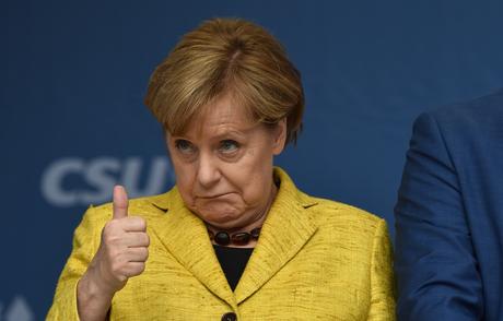 Deutsche Mutti Deutsche Mutti
