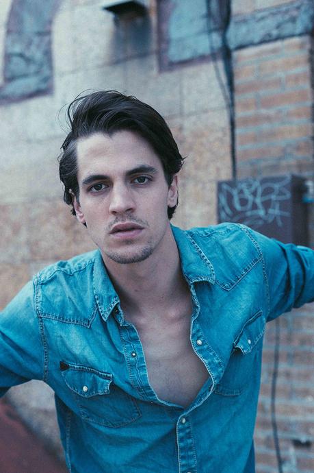 Look At Me Now : Charlotte et Felix par Lucie Sassiat (exclusif) Look At Me Now : Charlotte et Felix par Lucie Sassiat (exclusif)