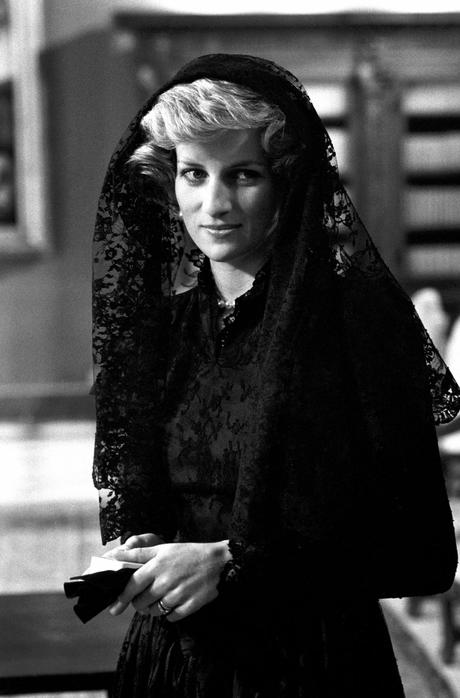 A Guide To Cool : Volume 37 – Lady Diana A Guide To Cool : Volume 37 – Lady Diana
