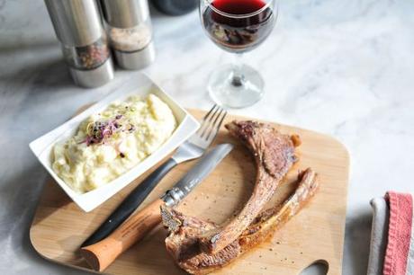 Côte d’agneau et sa purée maison Côte d’agneau et sa purée maison