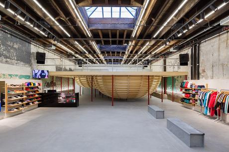 Supreme ouvre un nouveau store à Brooklyn Supreme ouvre un nouveau store à Brooklyn
